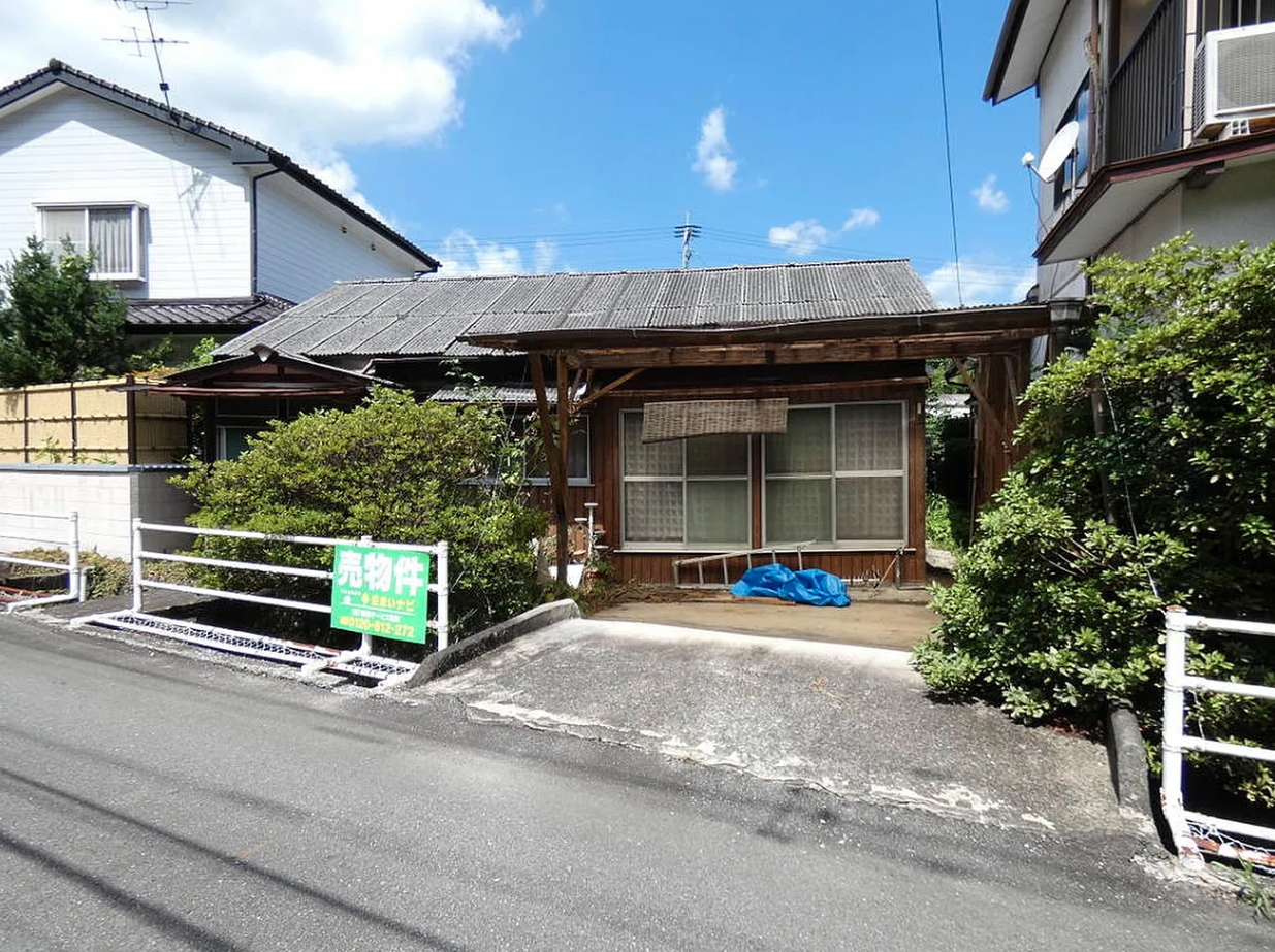 福岡県飯塚市天道【土地】をお預かりしました。