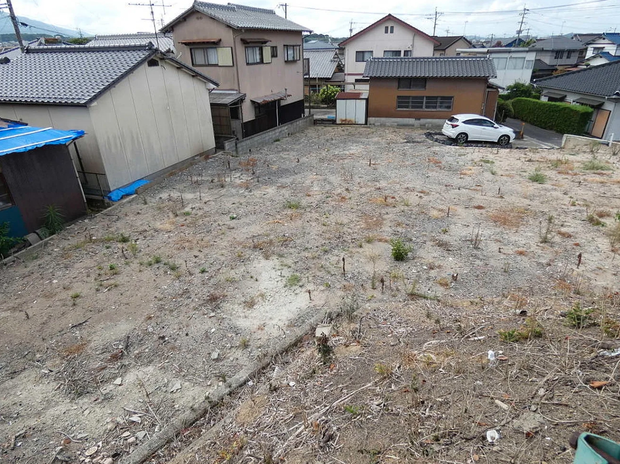 福岡県直方市大字感田【土地】をお預かりしました。