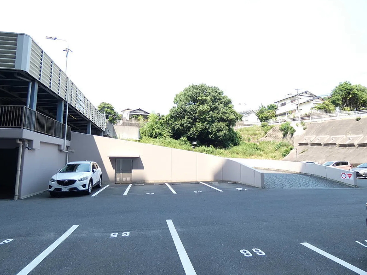 福岡県北九州市八幡西区鉄王1丁目【サンパーク鉄王】